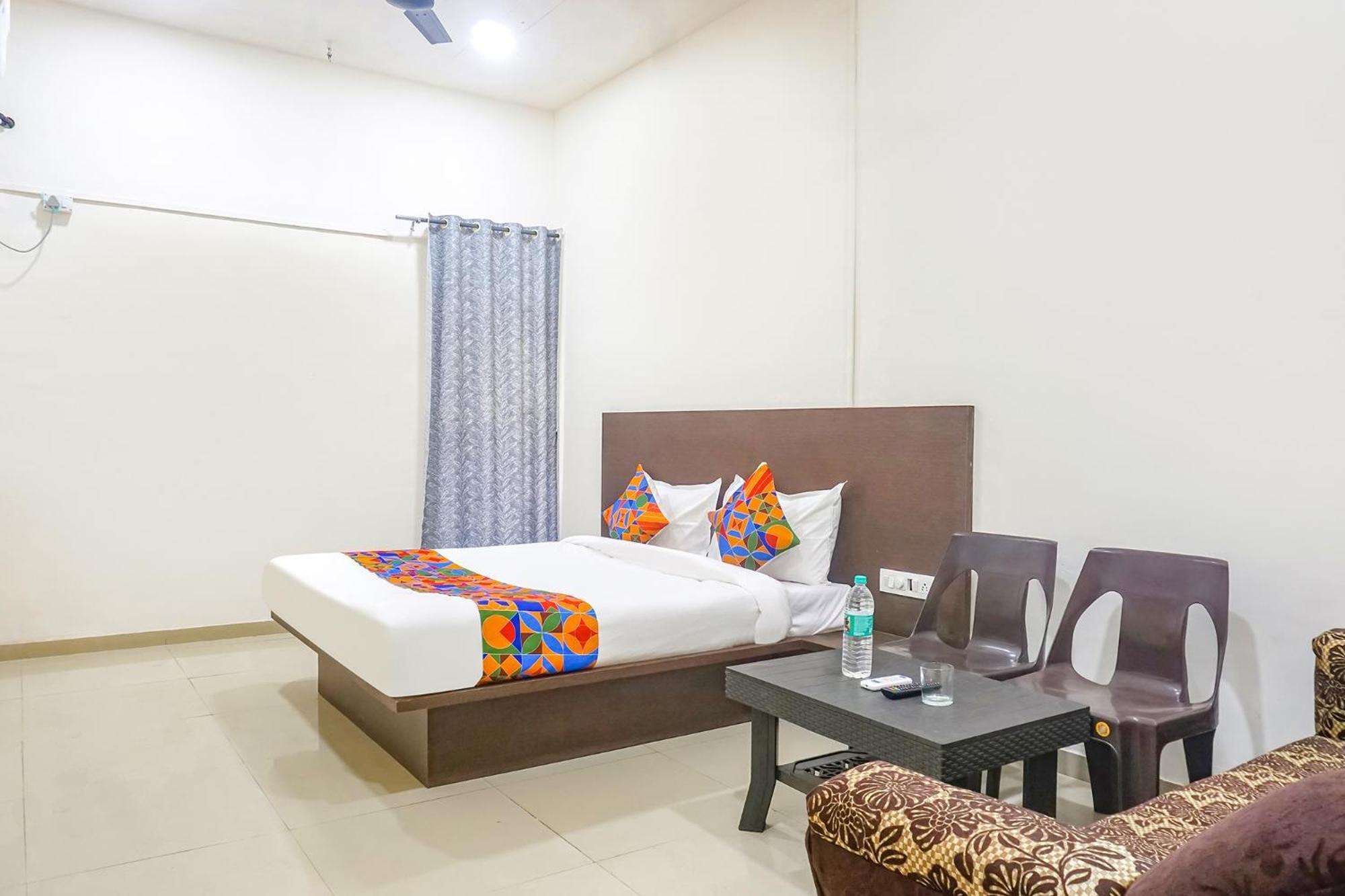 Fabhotel Om Sai - Nr Nashik Railway Station Exterior photo