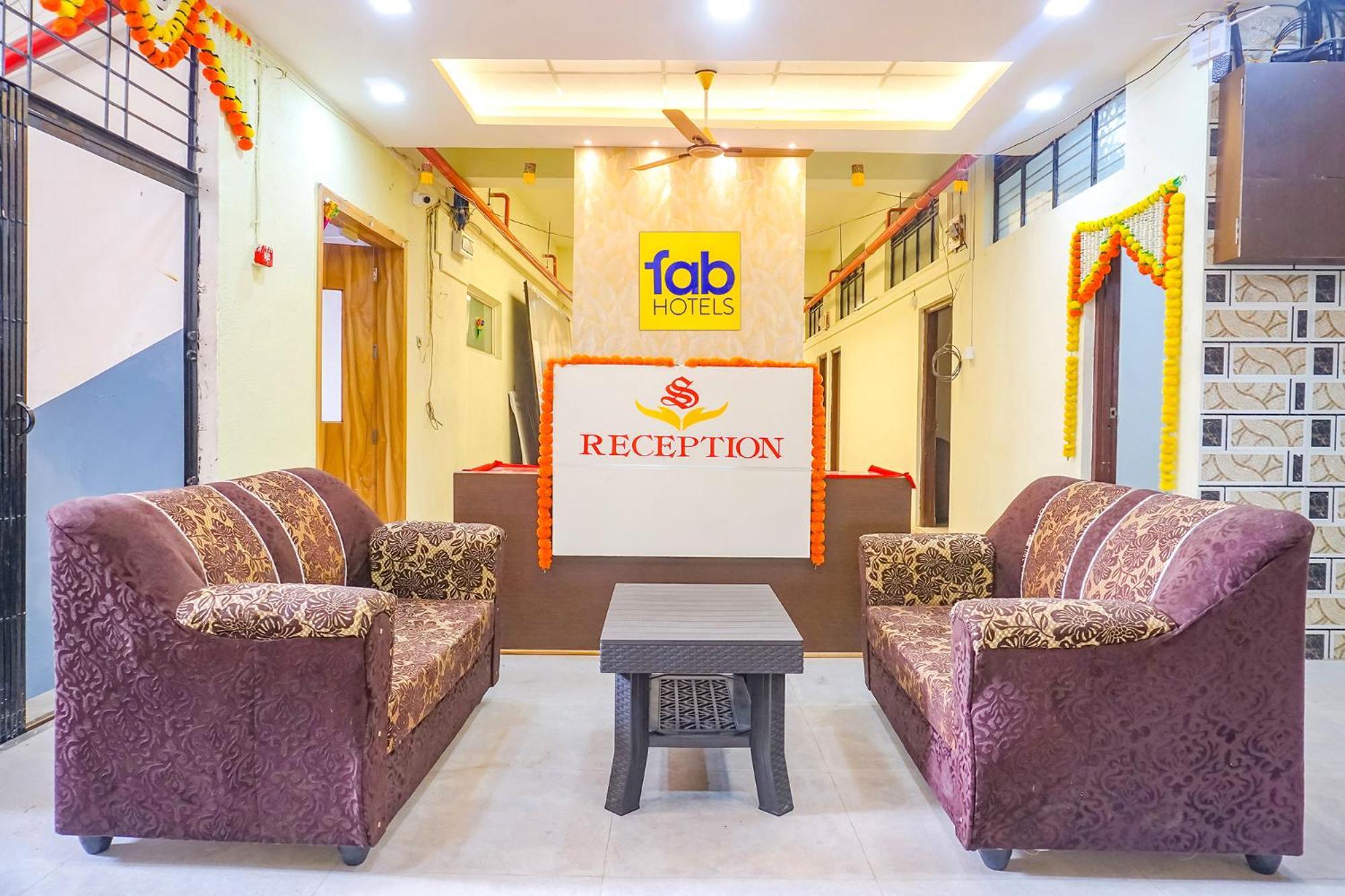 Fabhotel Om Sai - Nr Nashik Railway Station Exterior photo